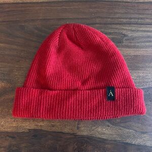 Anian Limited Edition Red Recycled Cashmere Beanie